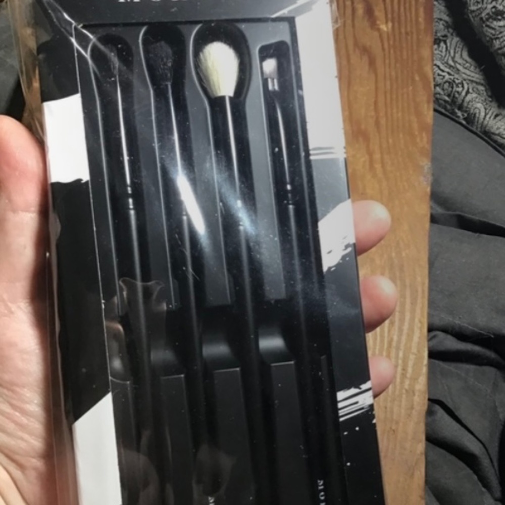 Morphe detail full eye brush set